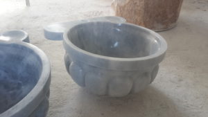 gri mermer lavabo em-026 ölçüleri : 45x18 cm fiyatı : 450 tl