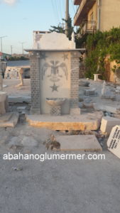 mermer bahçe çeşmesi