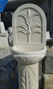 bahçe çeşmesi