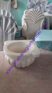 beyaz kavun dilimli mermer köşe kurnası ku-49 ölçüleri : 45x25 cm fiyatı : 450 tl