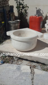 afyon beyaz düz mermer köşe kurnası ku-50 ölçüleri . 45x25 cm fiyatı : 350 tl