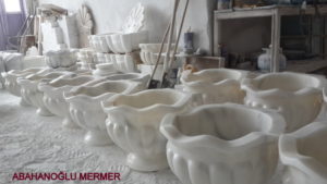mermer kurna çeşitleri ku-048 ölçüleri :45x35 cm fiyatı : 850 tl