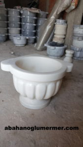 ayaklı köşe kurnası