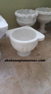 ayaklı mermer köşe kurnası